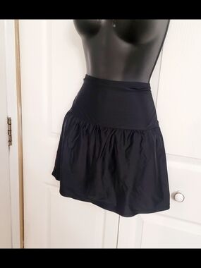 black island escape skort swim bottom black size 8  skirt shorts athletic tennis